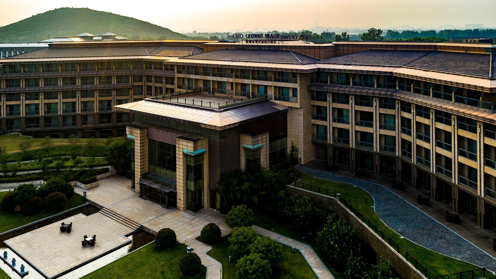Crowne Plaza Xuzhou Dalong Lake By Ihg Экстерьер фото