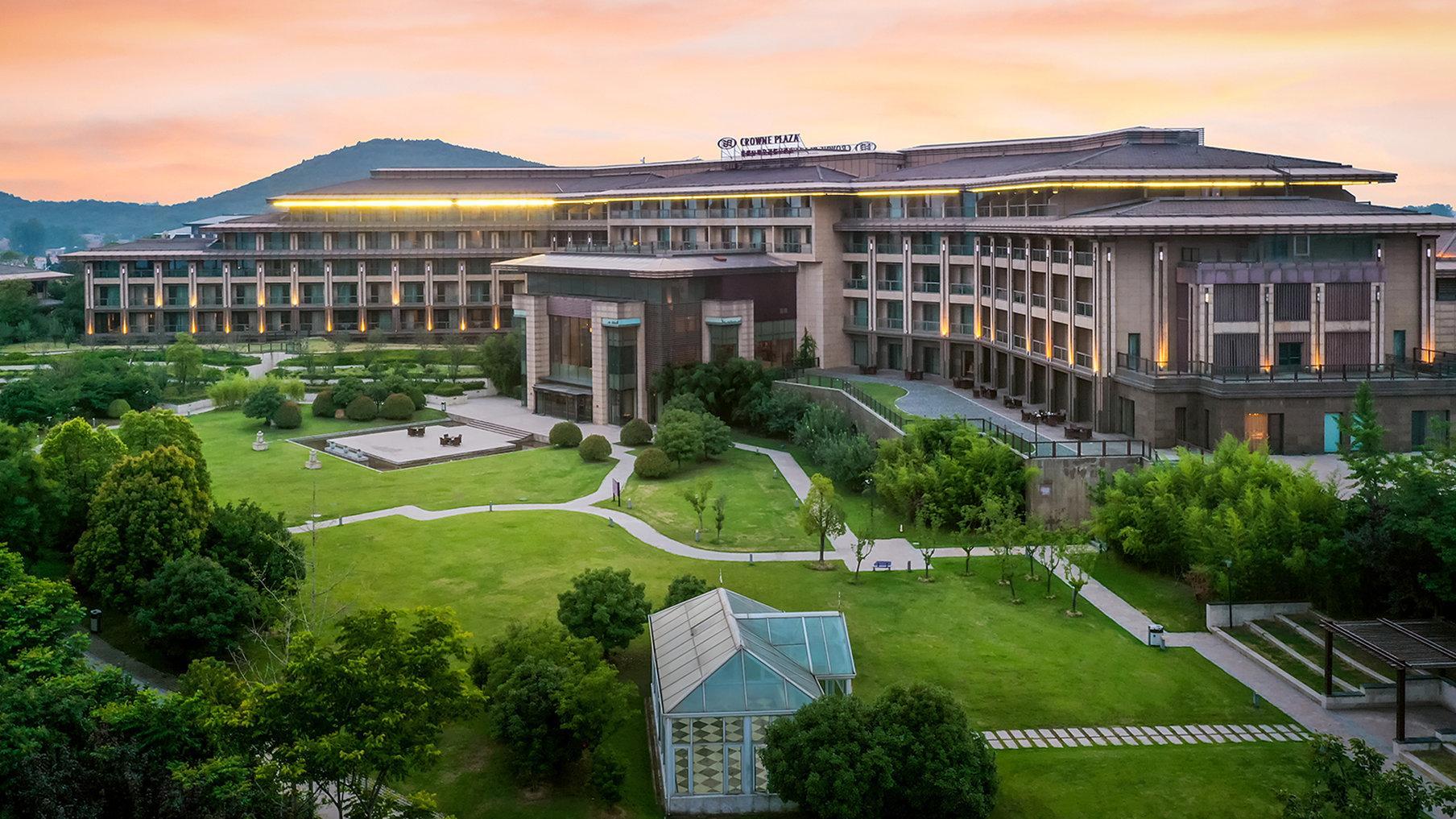 Crowne Plaza Xuzhou Dalong Lake By Ihg Экстерьер фото